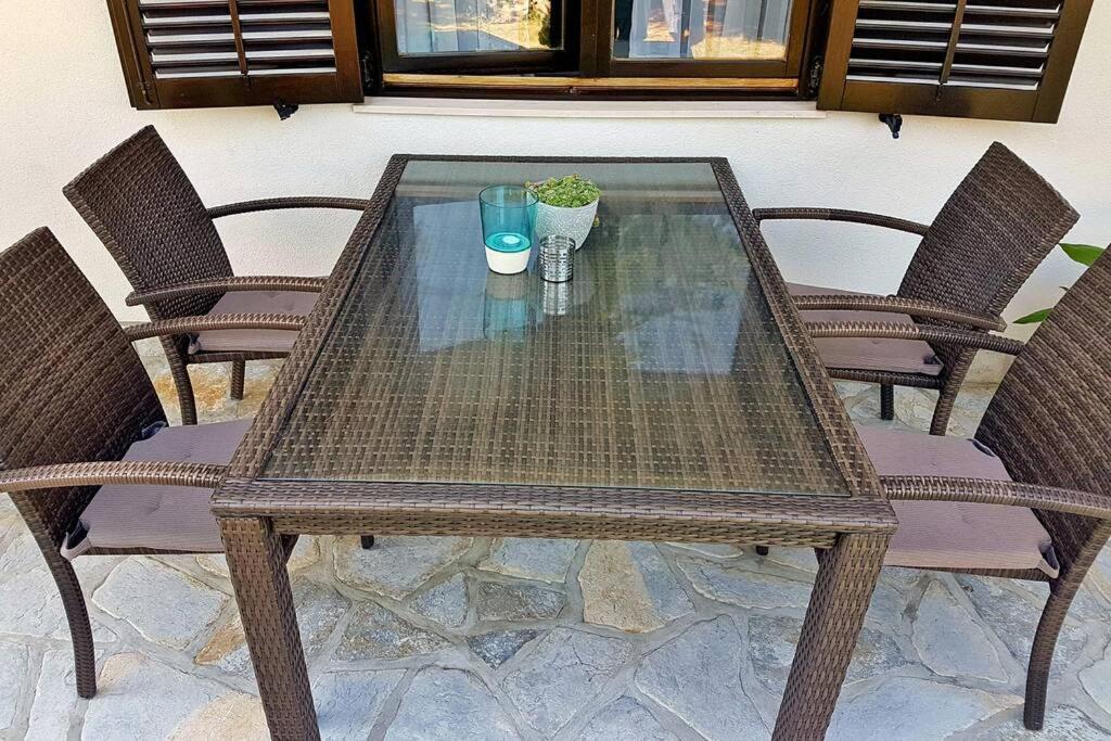Apartment Samlandin Крк Екстер'єр фото